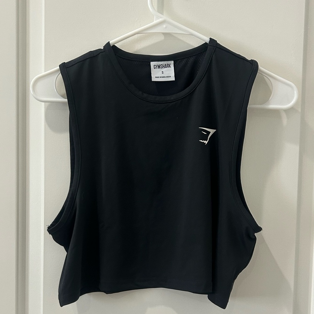 Gym shark size small cropped black tank
